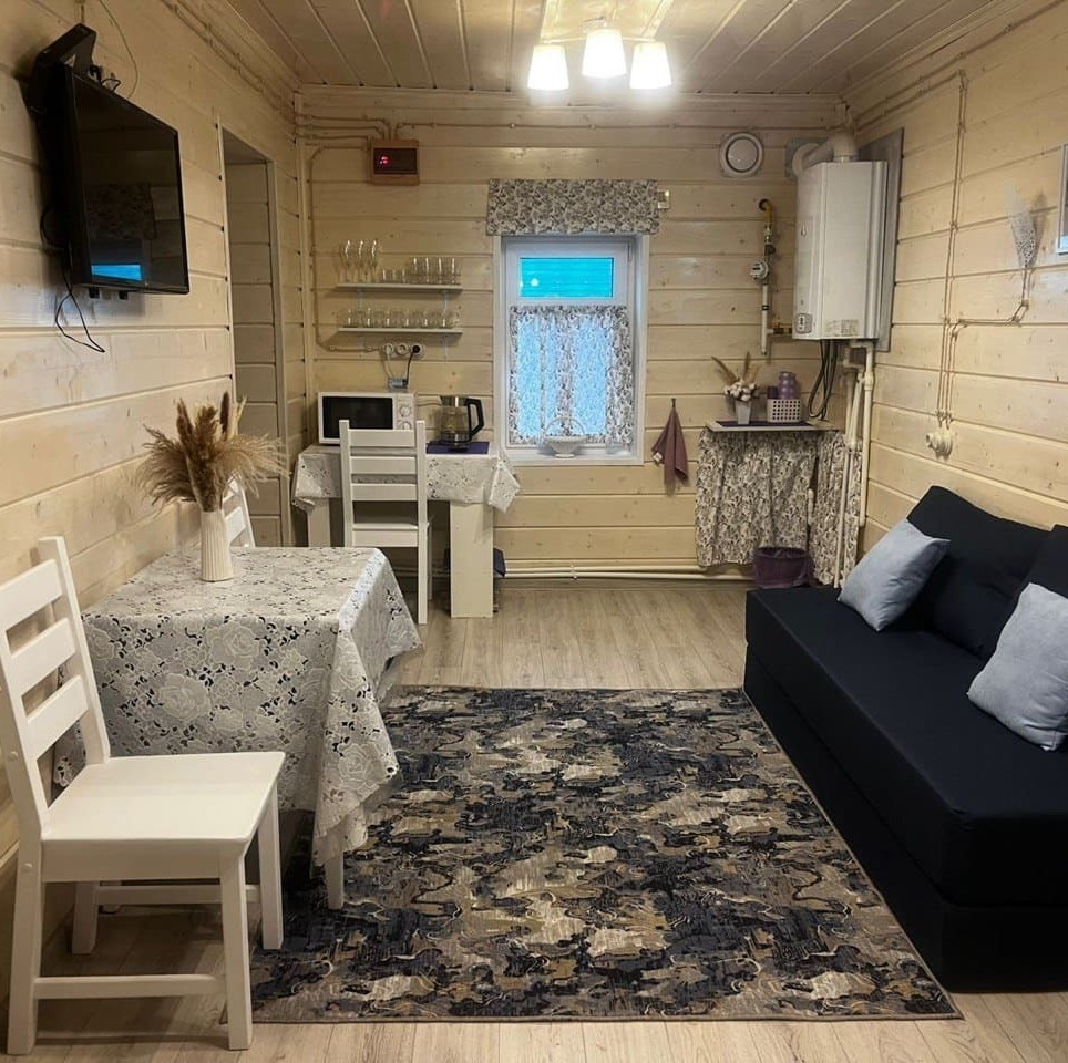 диван в гостиной